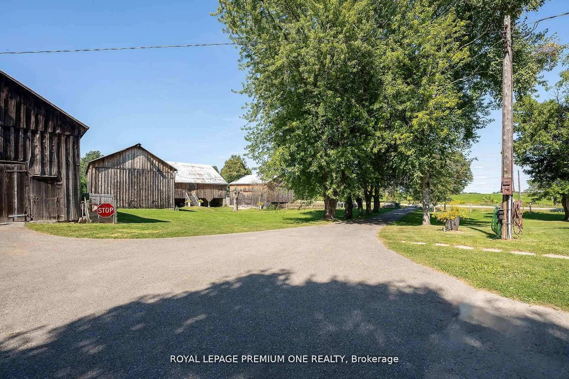 Photo 29 of 14650 Heart Lake Road, Caledon, Inglewood — HOMEH