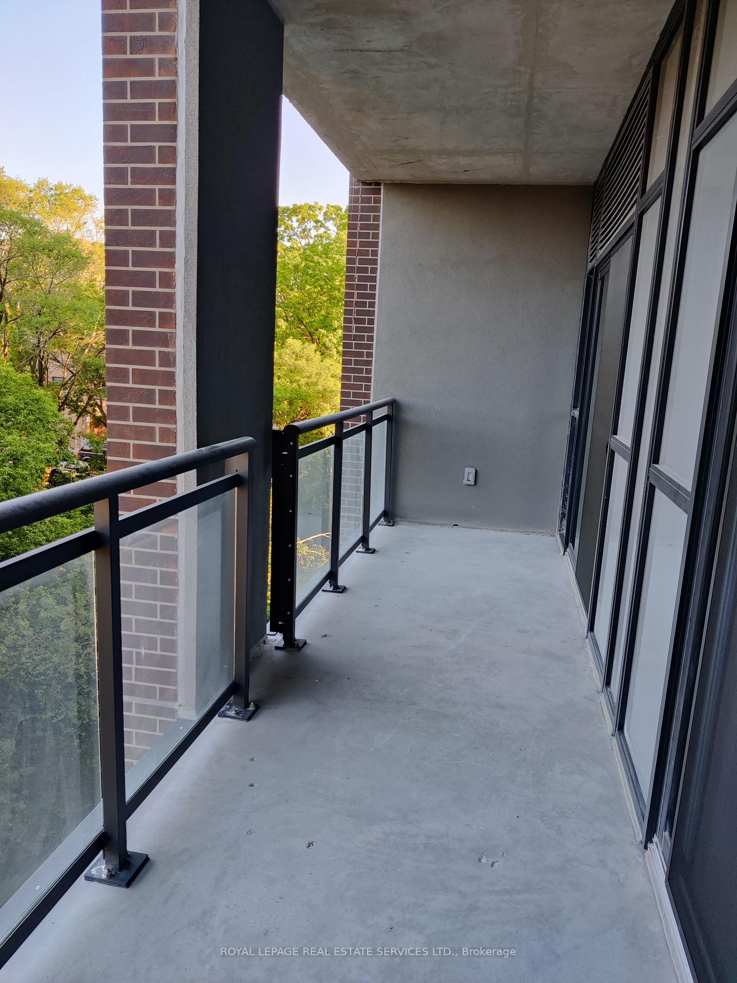 Photo 11 of Unit 607, 25 Neighbourhood Lane, Etobicoke, Stonegate-Queensway — HOMEH