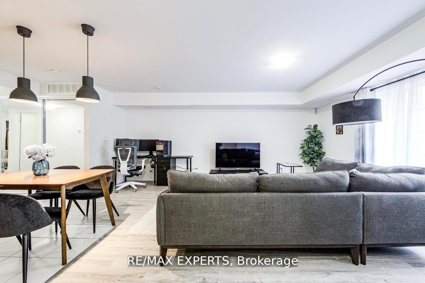 Photo 8 of Unit C03, 26 Bruce Street, Vaughan, East Woodbridge — HOMEH