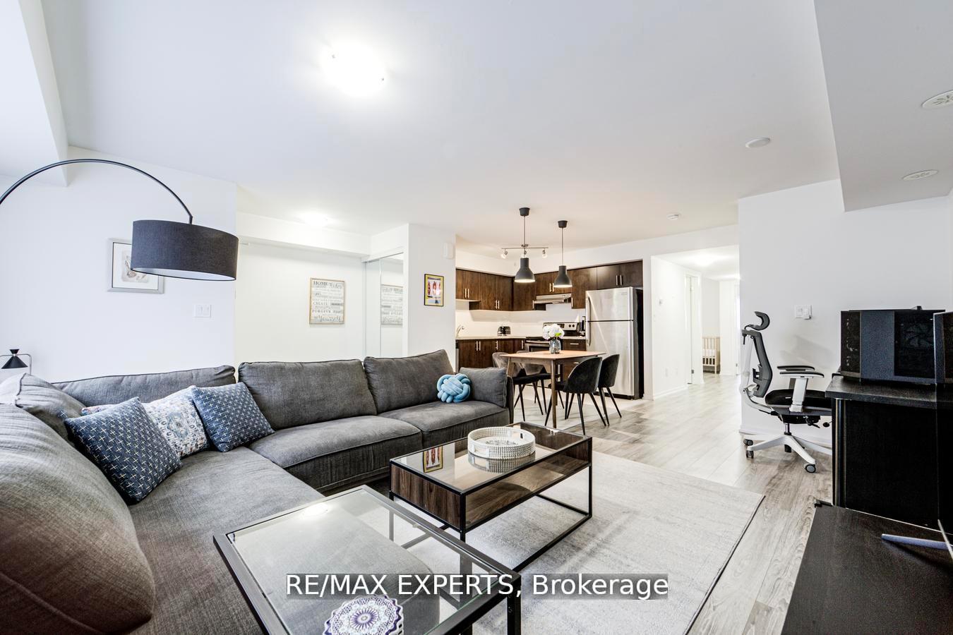 Photo 13 of Unit C03, 26 Bruce Street, Vaughan, East Woodbridge — HOMEH