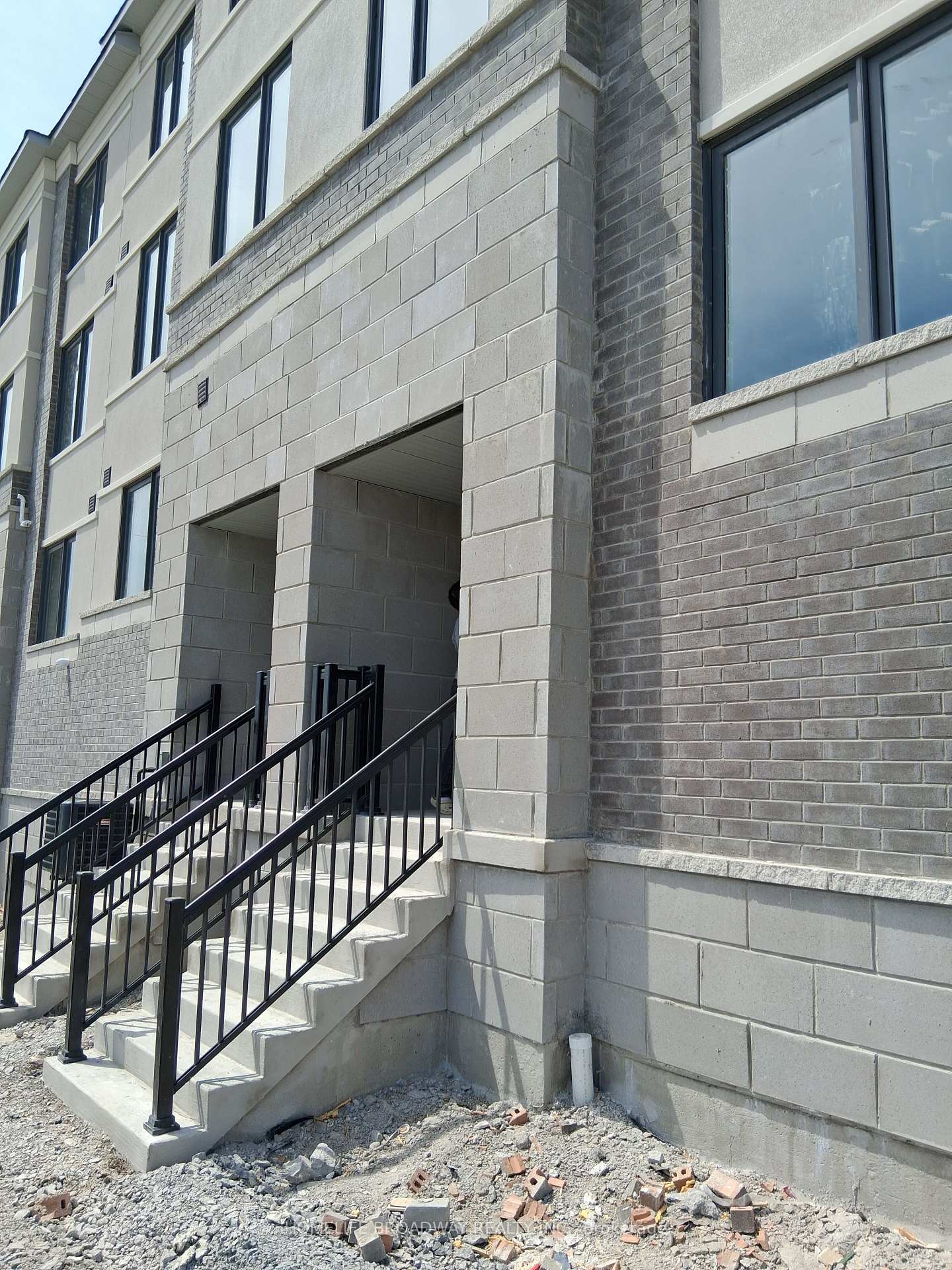 Front of 1494 19th Avenue