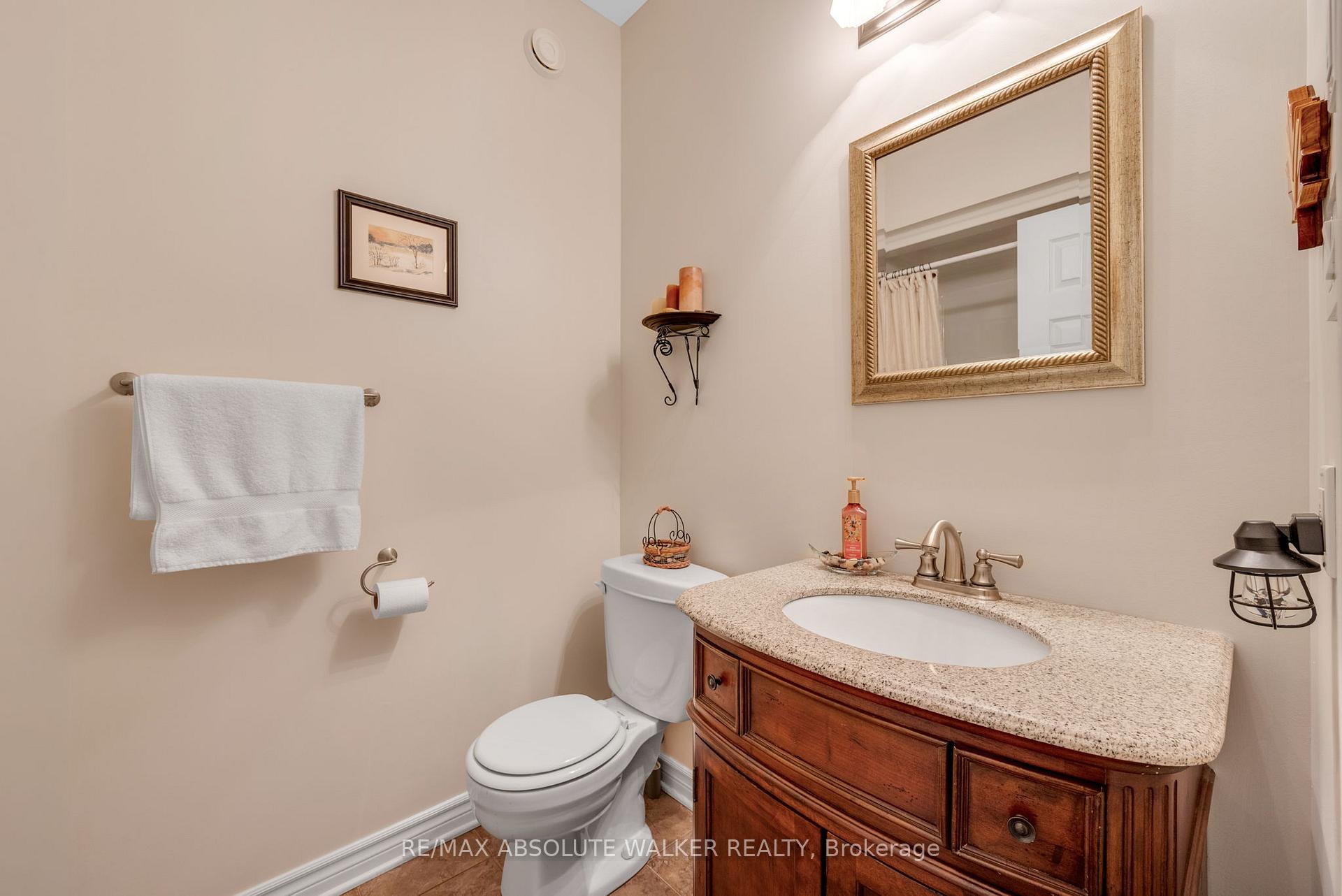 Photo 22 of 114 Hardwood Drive, Ottawa, Fitzroy Ward (South East) — HOMEH