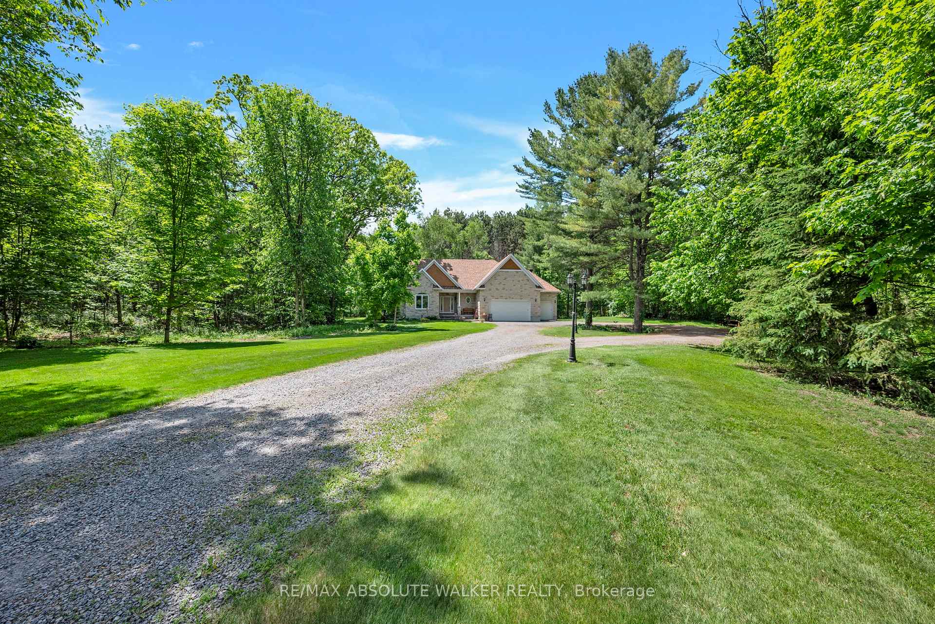 Photo 43 of 114 Hardwood Drive, Ottawa, Fitzroy Ward (South East) — HOMEH