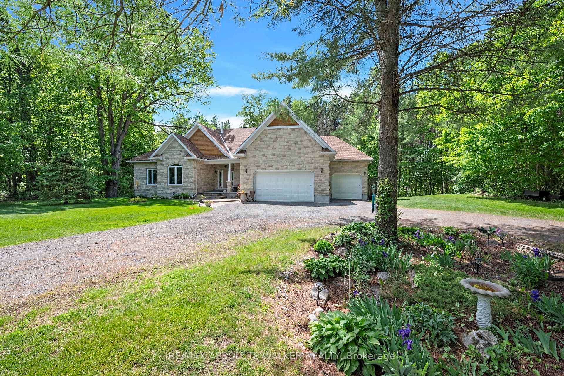 Photo 44 of 114 Hardwood Drive, Ottawa, Fitzroy Ward (South East) — HOMEH
