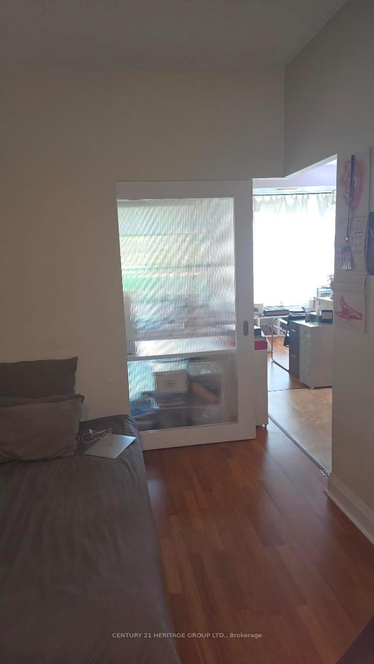 Photo 6 of Unit 312, 20 Scrivener Square, Toronto, Rosedale-Moore Park — HOMEH