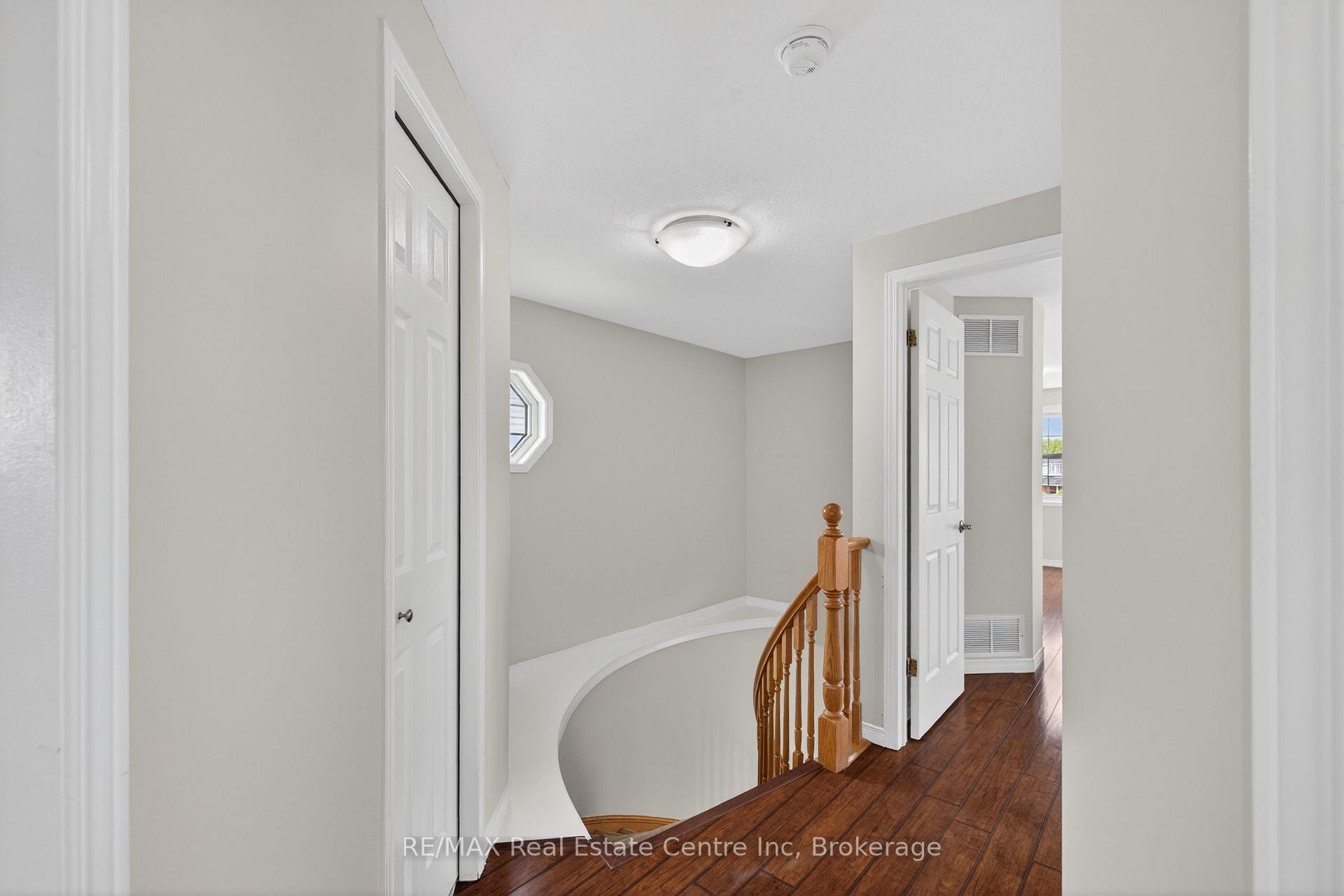 Photo 16 of 47 Marisa Street, Kitchener, Bridgeport — HOMEH