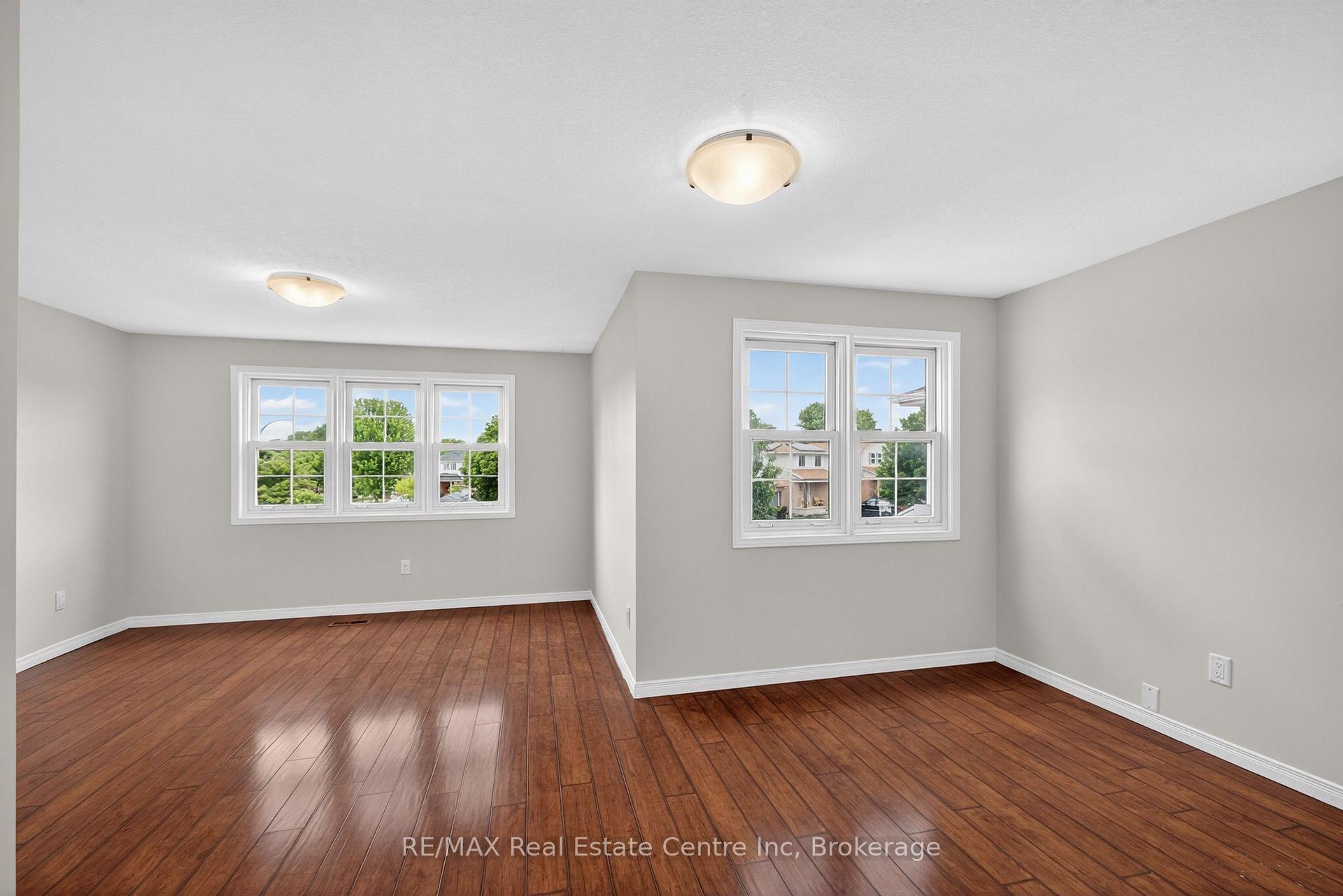 Photo 17 of 47 Marisa Street, Kitchener, Bridgeport — HOMEH