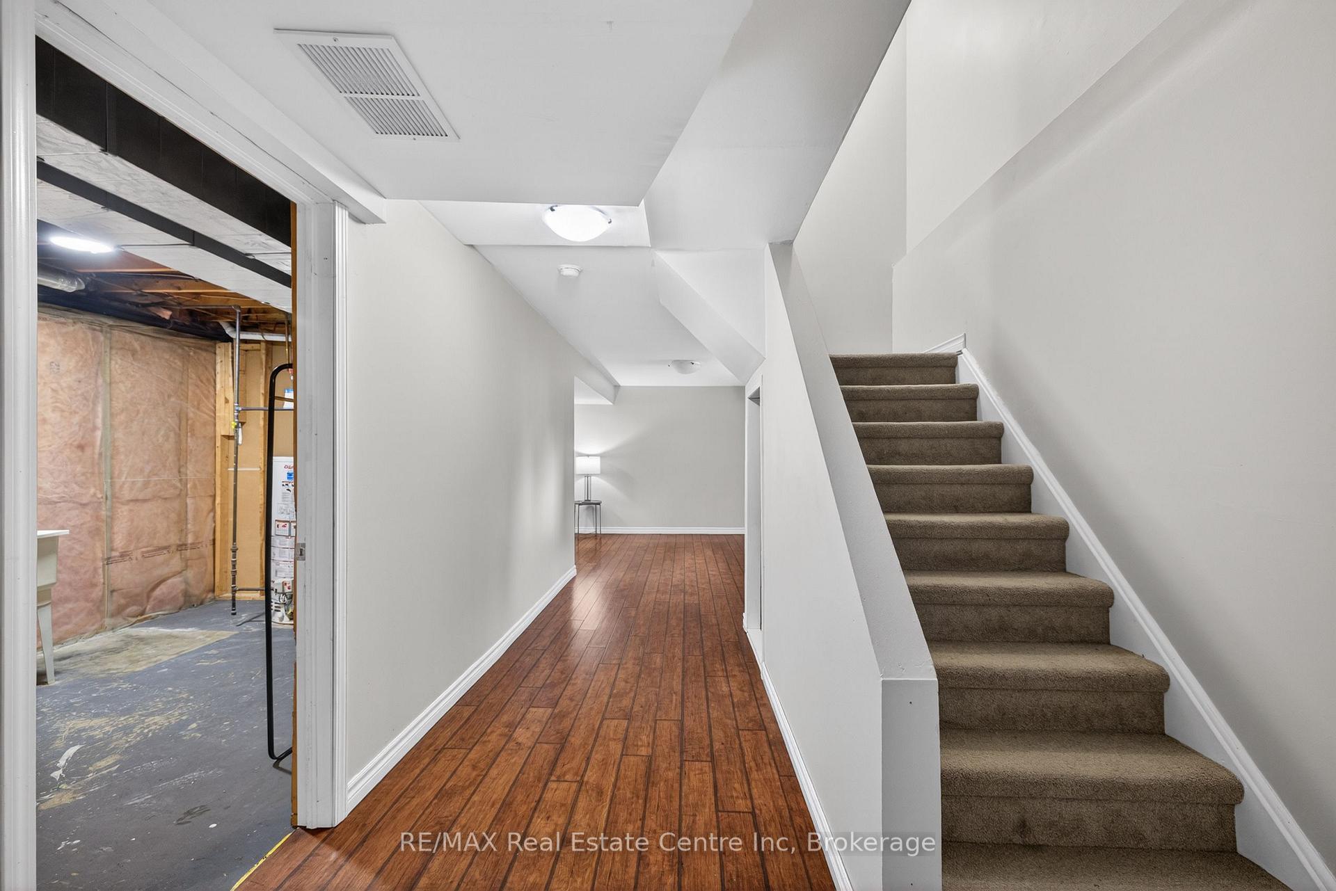 Photo 28 of 47 Marisa Street, Kitchener, Bridgeport — HOMEH