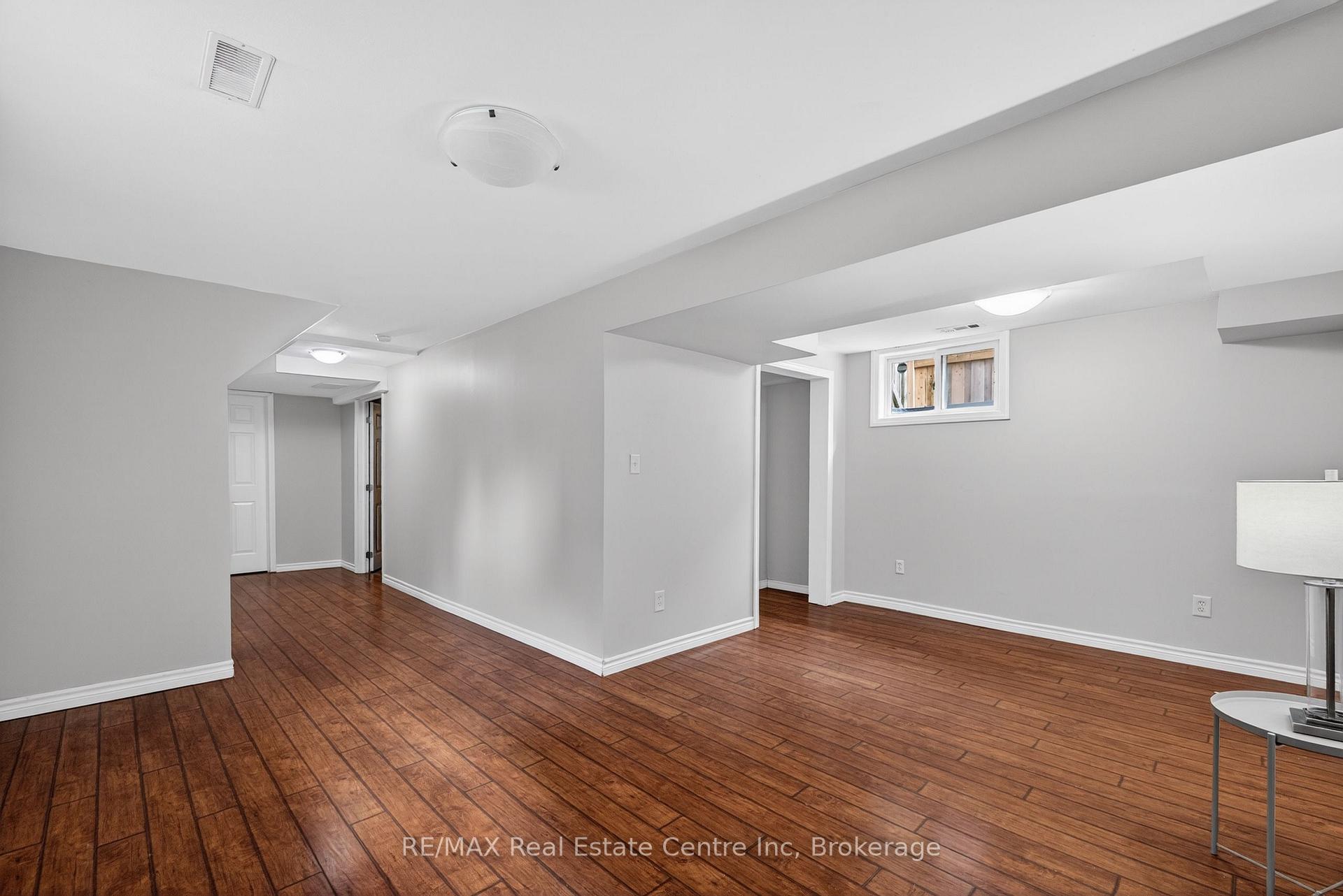 Photo 31 of 47 Marisa Street, Kitchener, Bridgeport — HOMEH