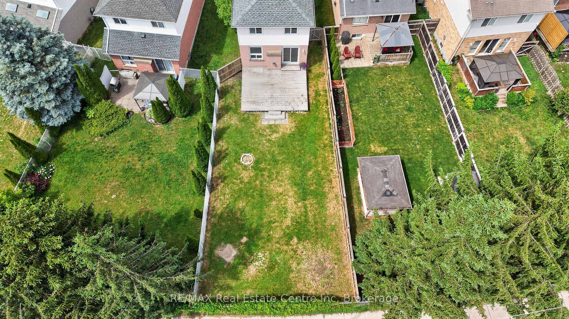 Photo 39 of 47 Marisa Street, Kitchener, Bridgeport — HOMEH