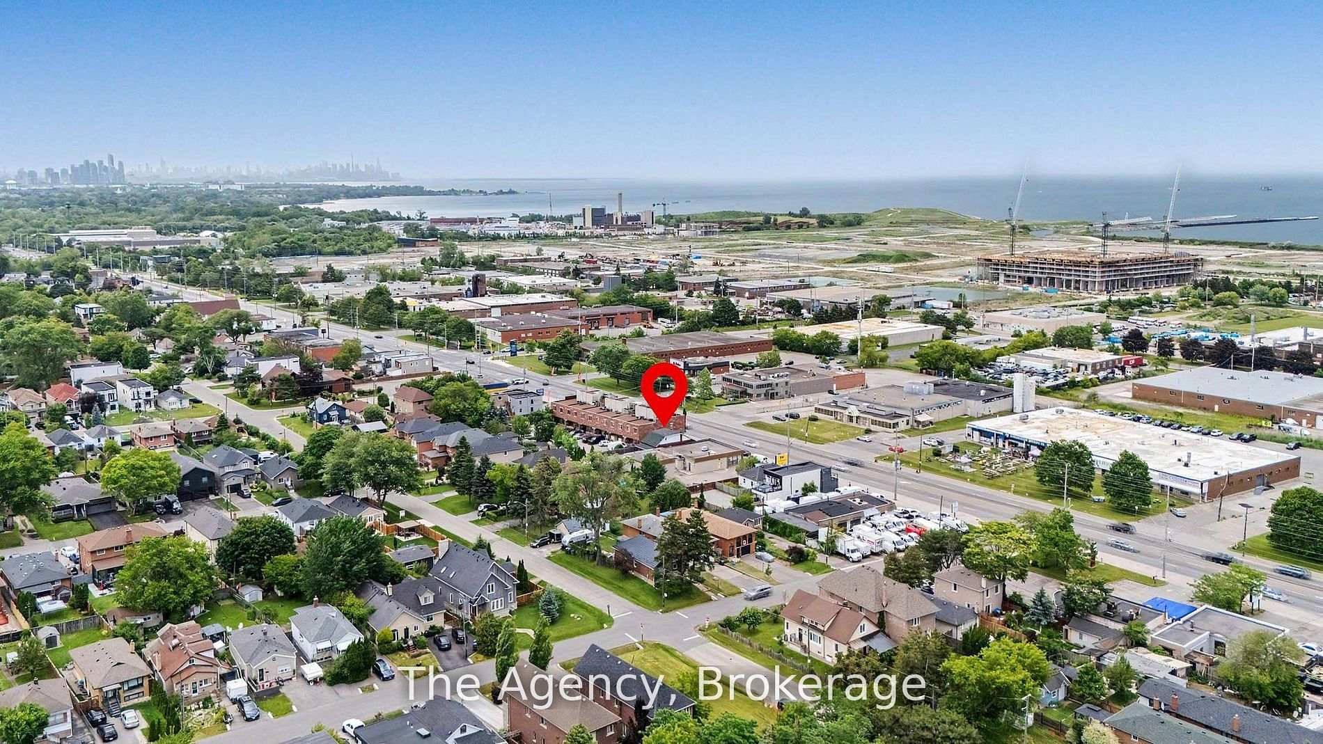 Photo 6 of 881 Lakeshore Road E, Mississauga, Lakeview — HOMEH