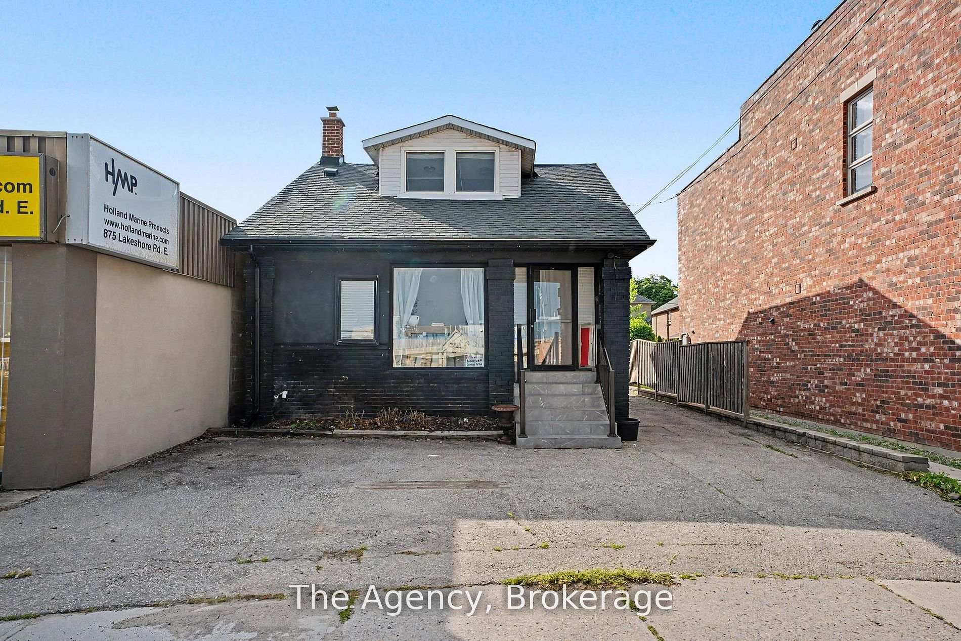 Photo 45 of 881 Lakeshore Road E, Mississauga, Lakeview — HOMEH