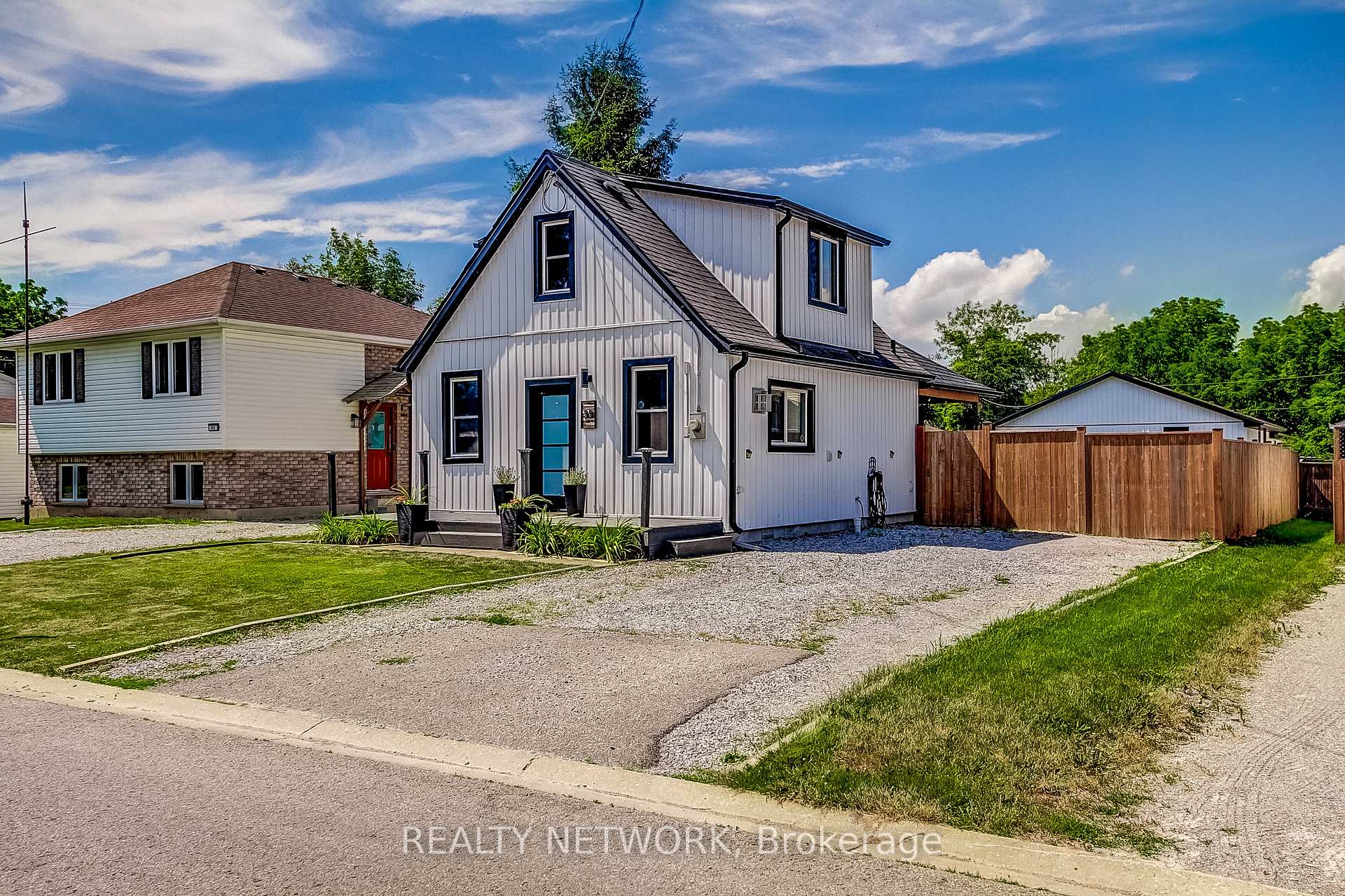 Photo 1 of 35 Pansy Avenue, Norfolk, Port Dover — HOMEH