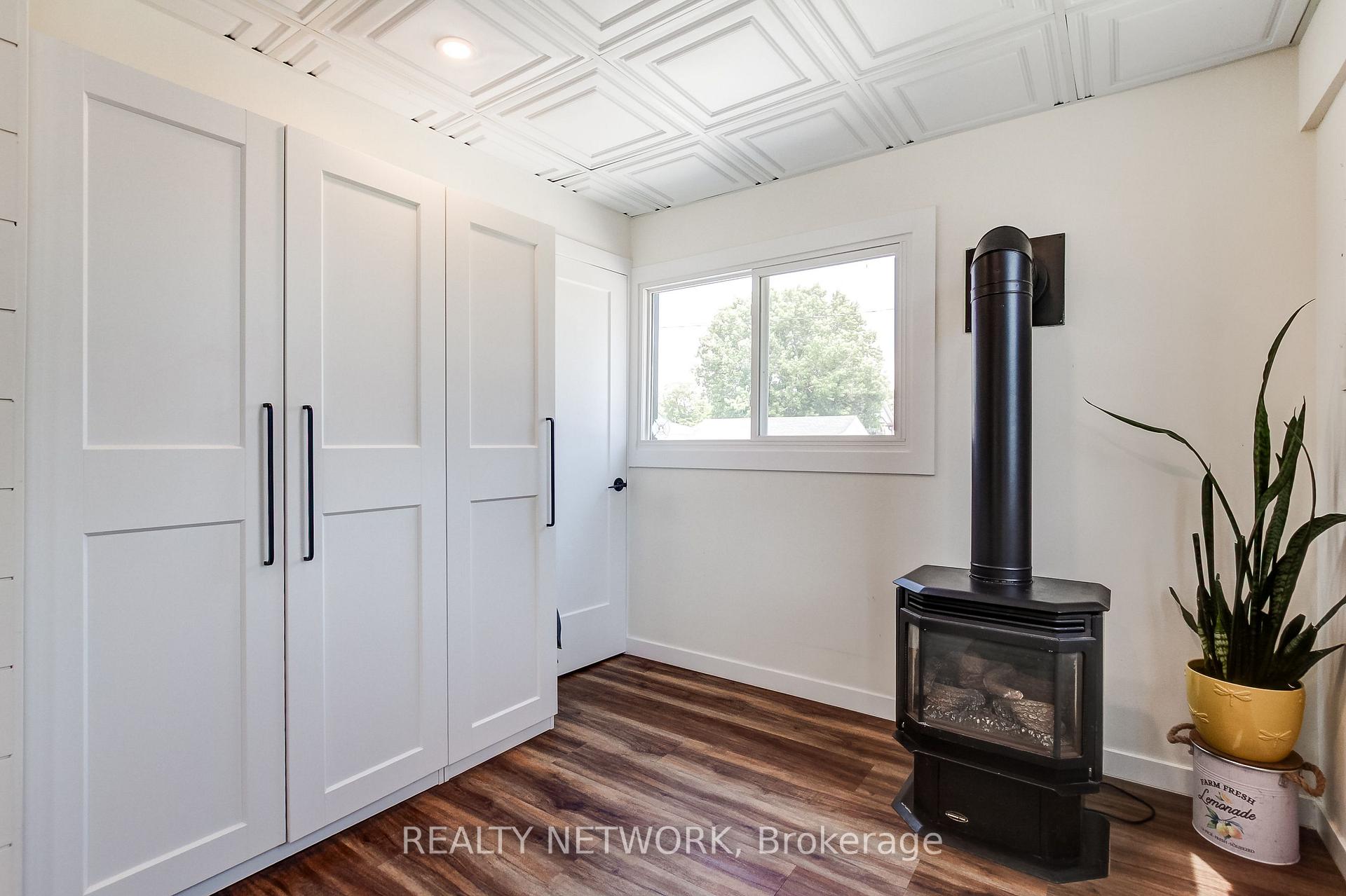 Photo 6 of 35 Pansy Avenue, Norfolk, Port Dover — HOMEH