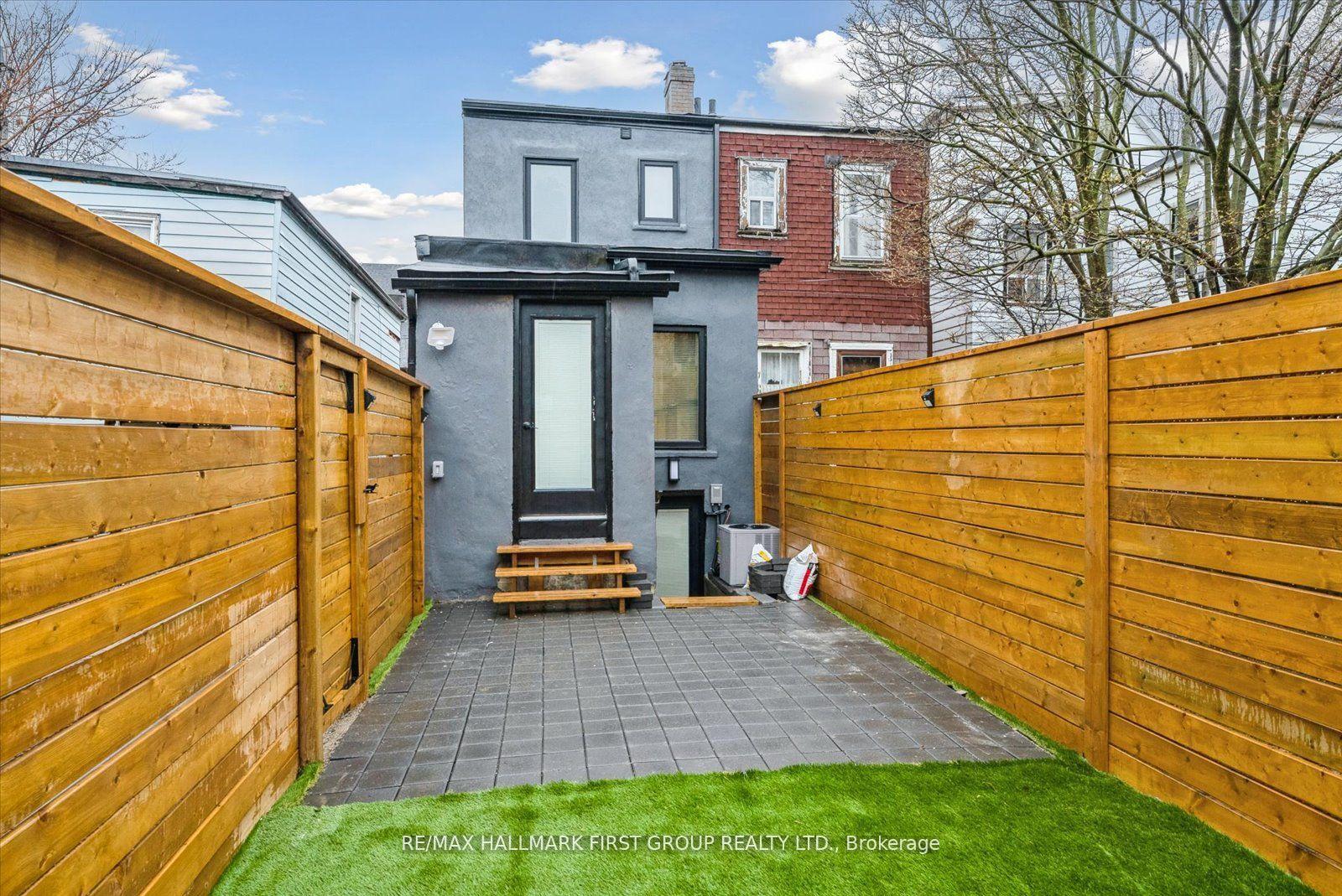 Photo 12 of Unit Lower, 285 Rhodes Avenue, Toronto, Greenwood-Coxwell — HOMEH