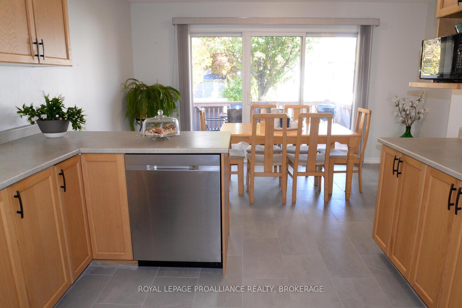 Photo 17 of 166 Ellesmeer Avenue, Kingston, City Northwest — HOMEH