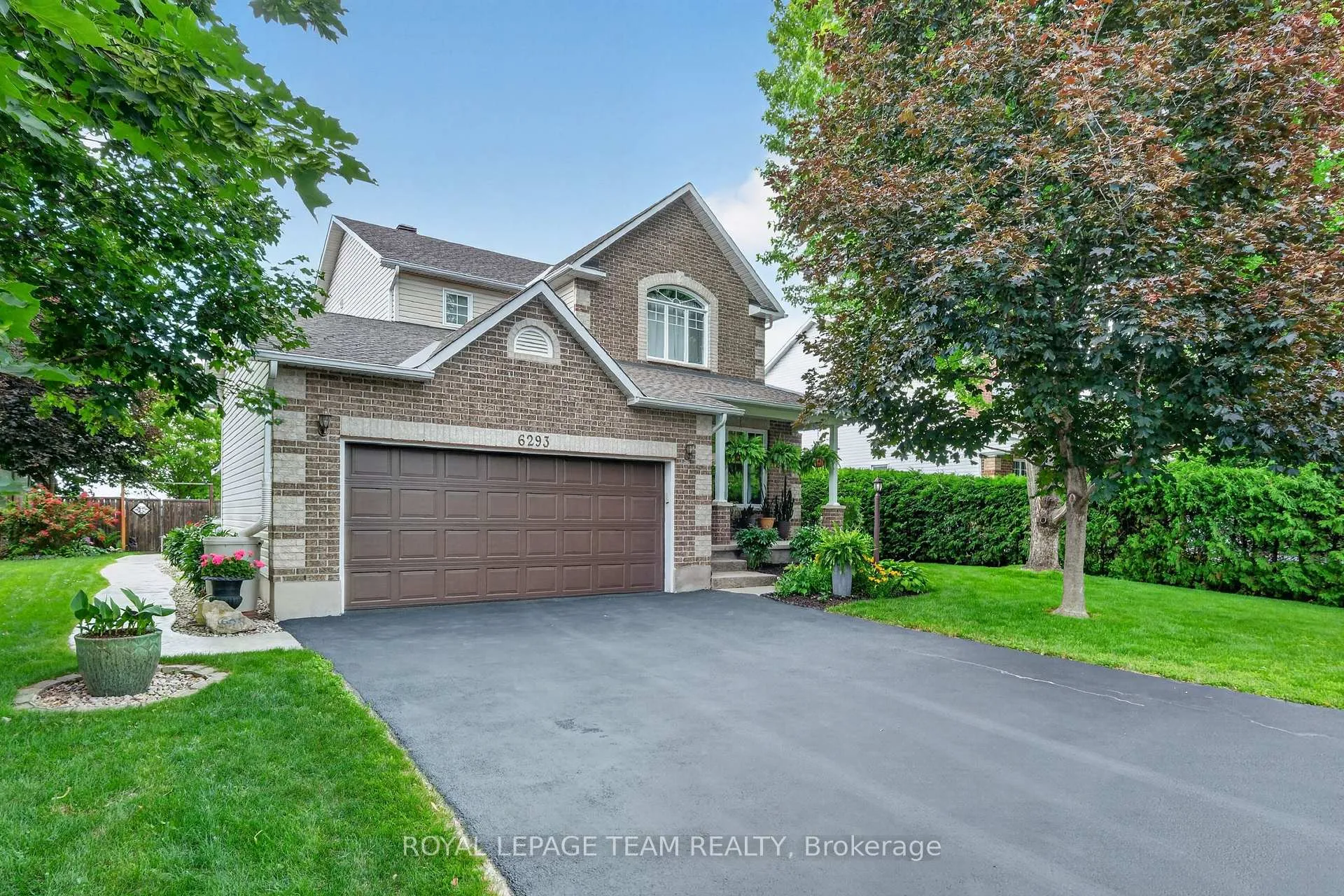Photo 1 of 6293 Ottawa Street W, Ottawa, Richmond — HOMEH