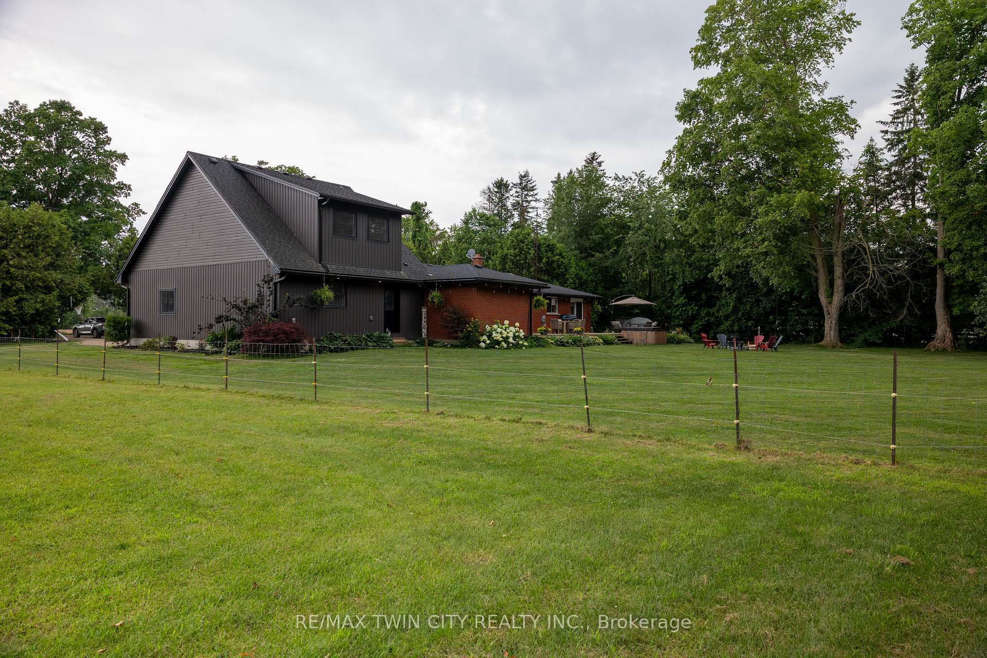 Photo 5 of 54 Fifth Concession Road, Brant, Burford — HOMEH