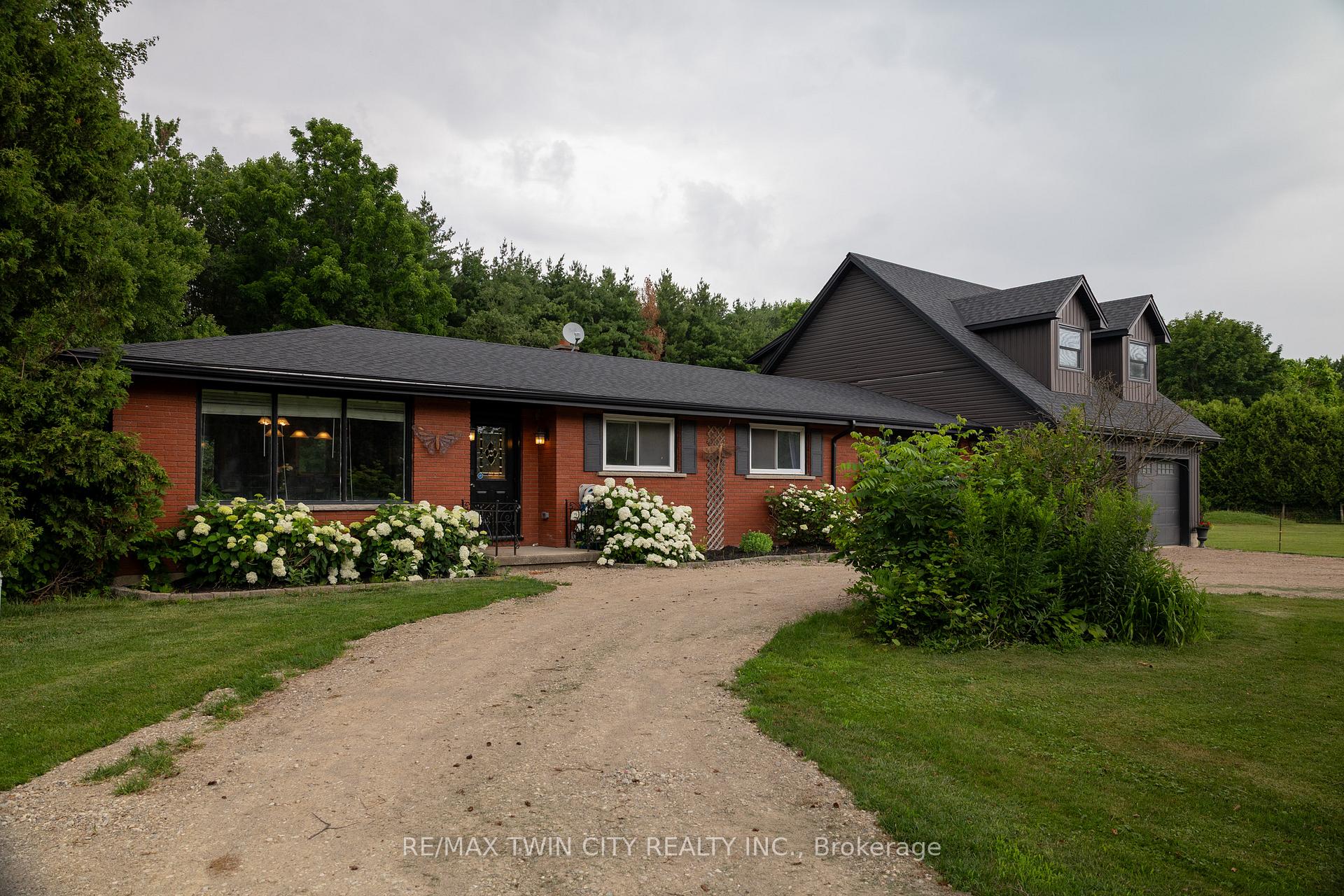 Photo 9 of 54 Fifth Concession Road, Brant, Burford — HOMEH