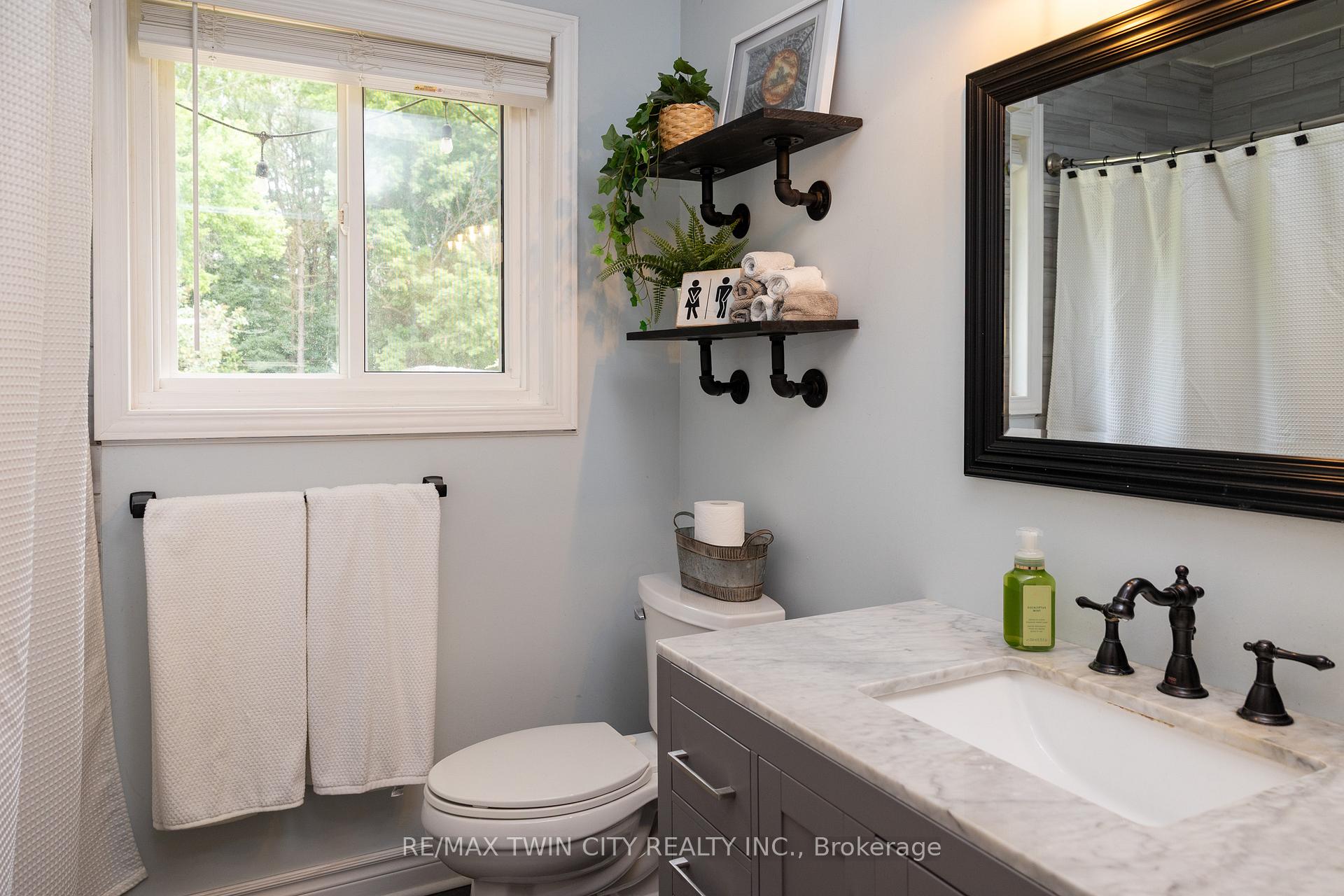 Photo 17 of 54 Fifth Concession Road, Brant, Burford — HOMEH