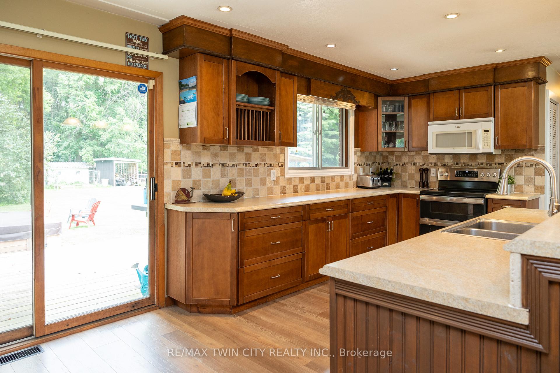 Photo 21 of 54 Fifth Concession Road, Brant, Burford — HOMEH