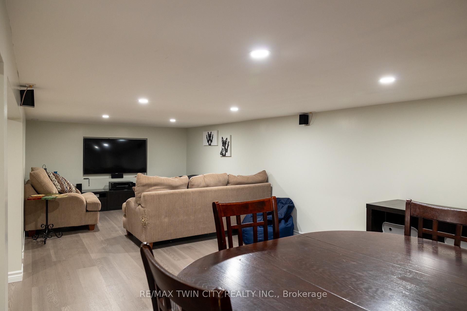 Photo 30 of 54 Fifth Concession Road, Brant, Burford — HOMEH