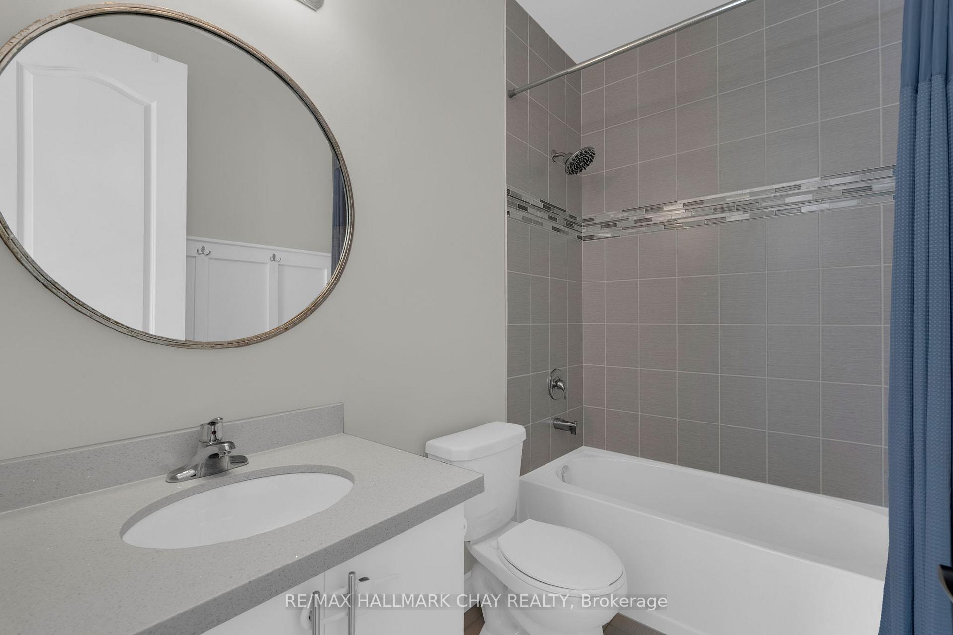Photo 16 of 69 Prince George Crescent, Barrie, Innis-Shore — HOMEH