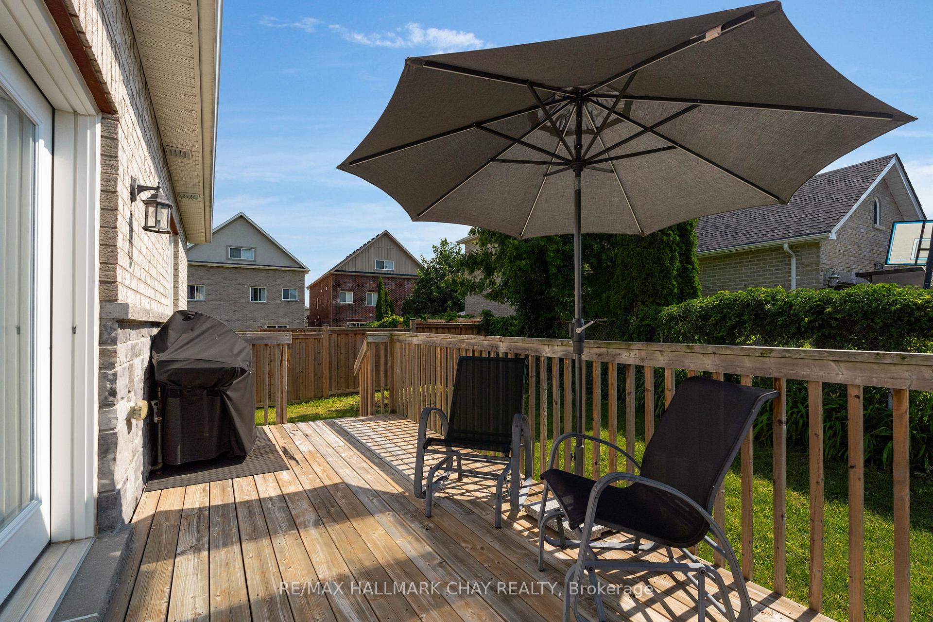 Photo 26 of 69 Prince George Crescent, Barrie, Innis-Shore — HOMEH