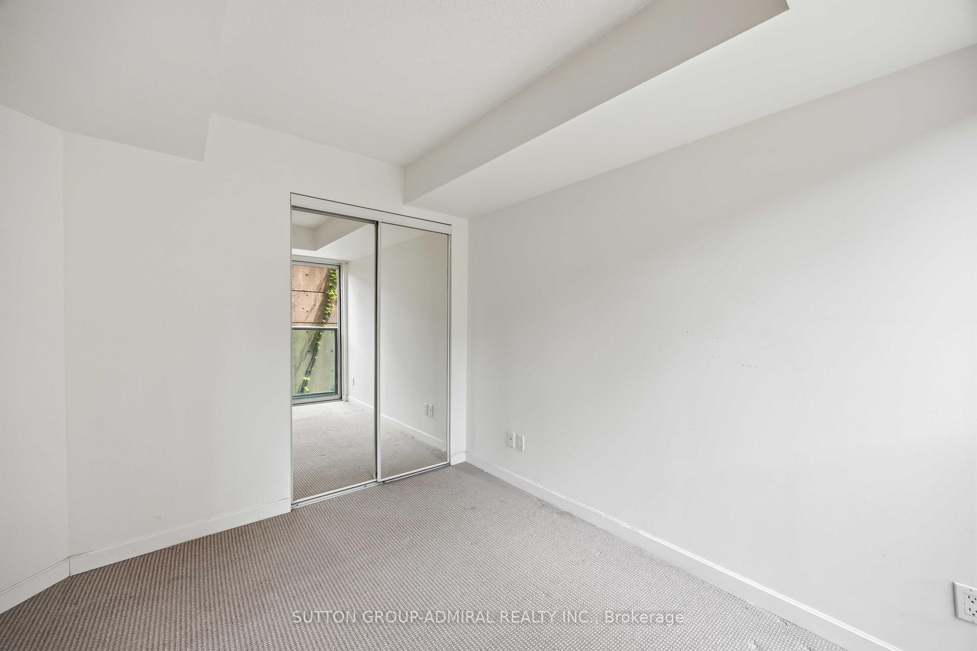 Photo 16 of Unit 1713, 8 Park Road, Toronto, Rosedale-Moore Park — HOMEH