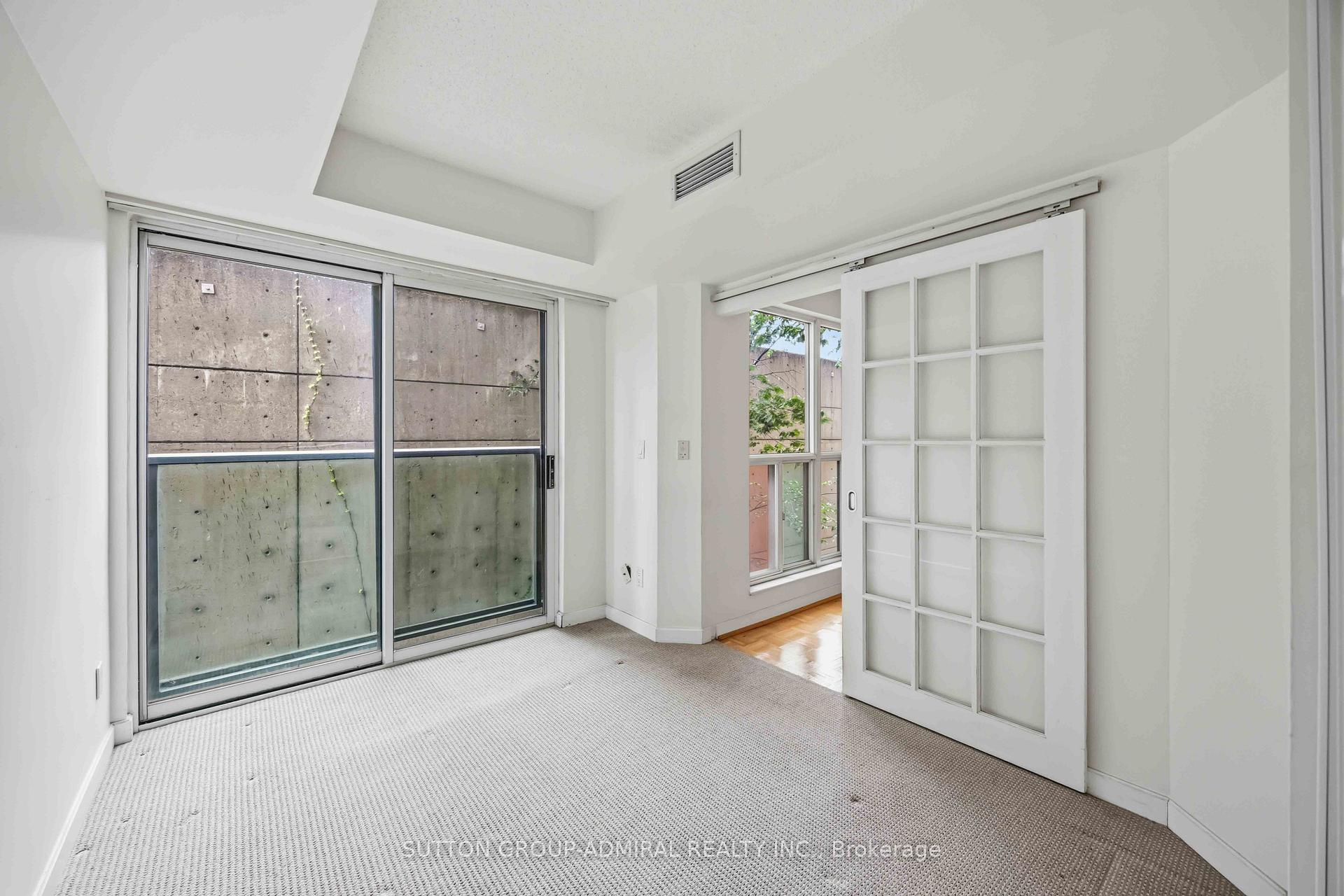 Photo 17 of Unit 1713, 8 Park Road, Toronto, Rosedale-Moore Park — HOMEH
