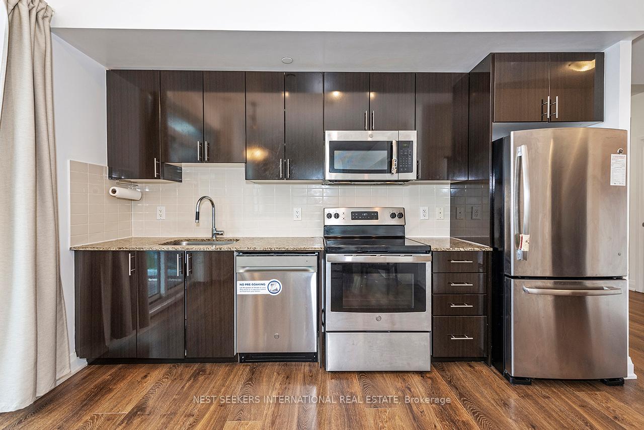 Photo 3 of Unit 733, 7165 Yonge Street, Markham, Grandview — HOMEH