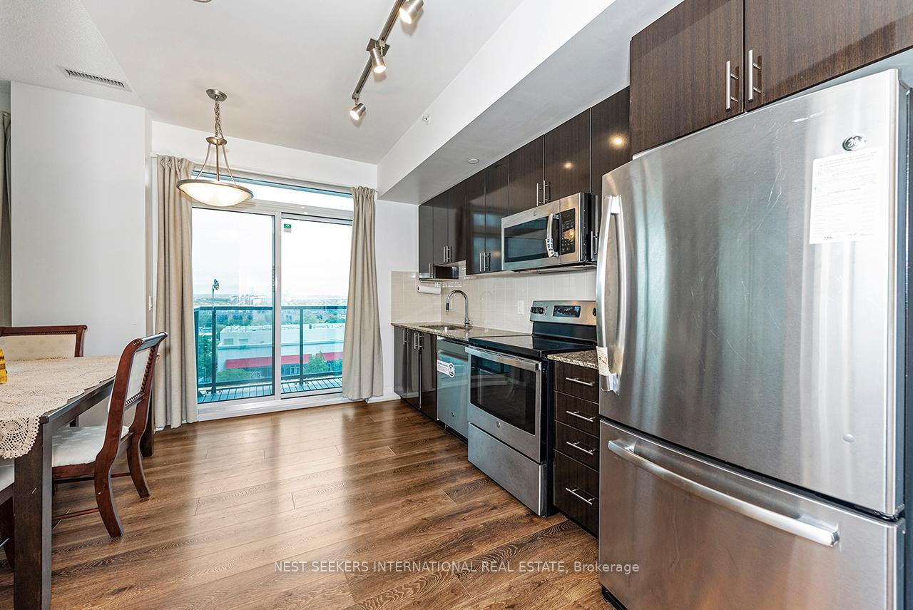 Photo 5 of Unit 733, 7165 Yonge Street, Markham, Grandview — HOMEH