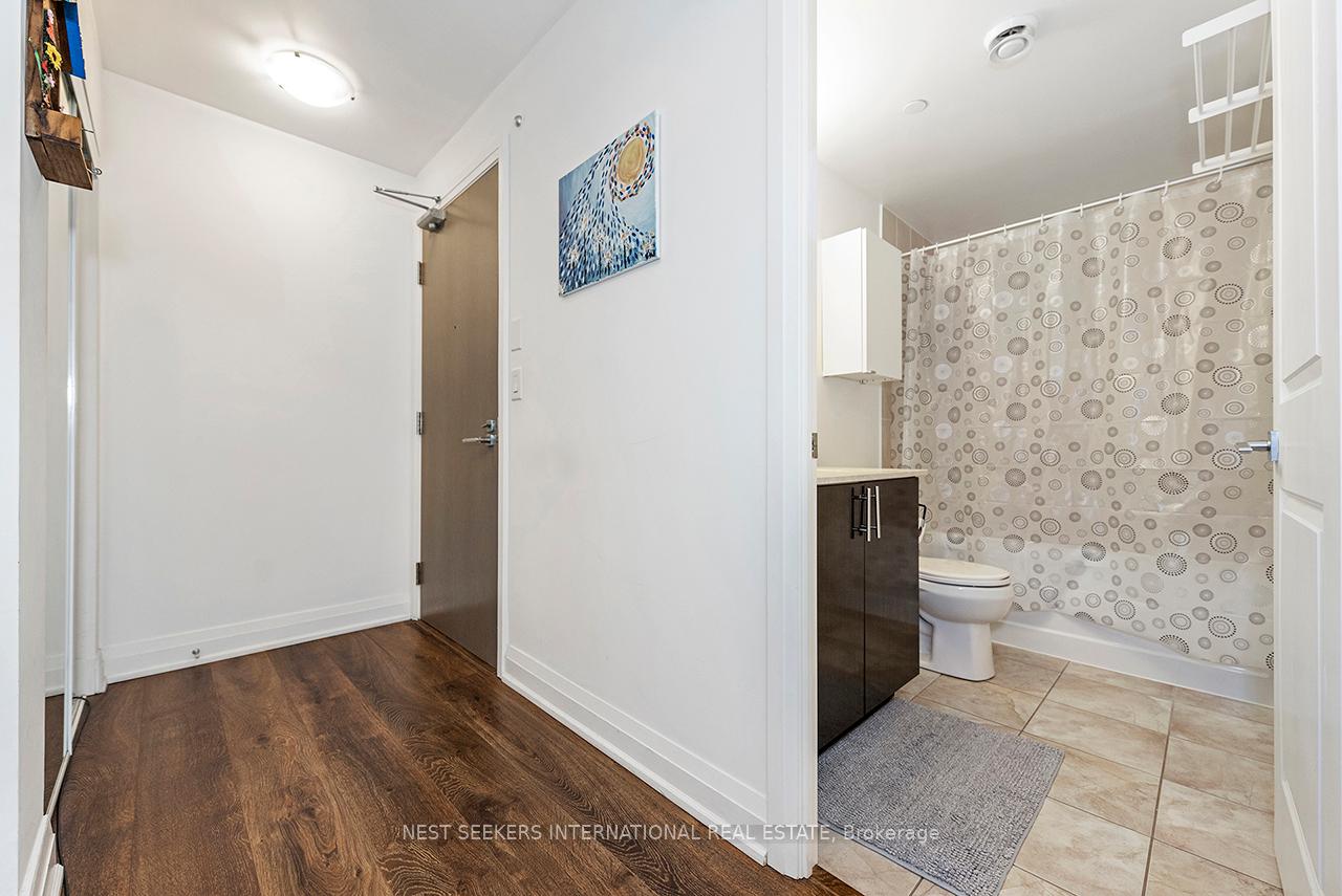 Photo 32 of Unit 733, 7165 Yonge Street, Markham, Grandview — HOMEH