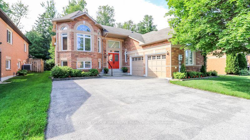 Photo 1 of 16 Cherry Sands Crescent, Wasaga Beach — HOMEH
