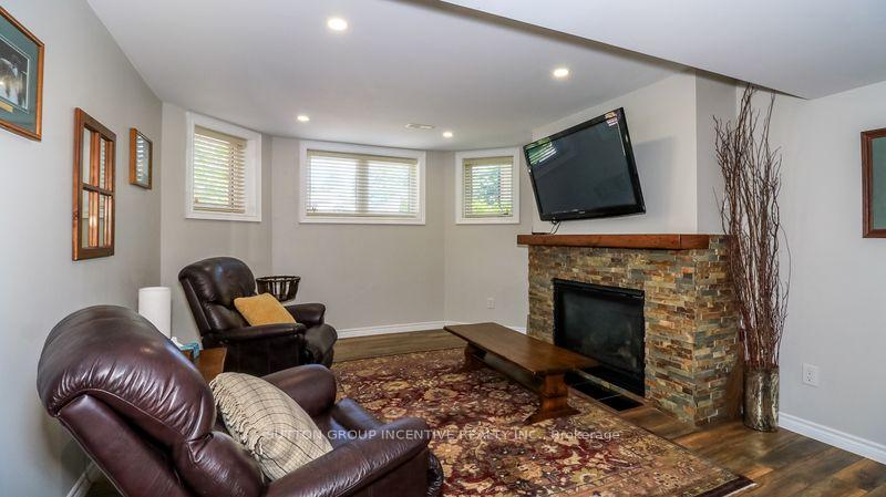 Photo 22 of 16 Cherry Sands Crescent, Wasaga Beach — HOMEH