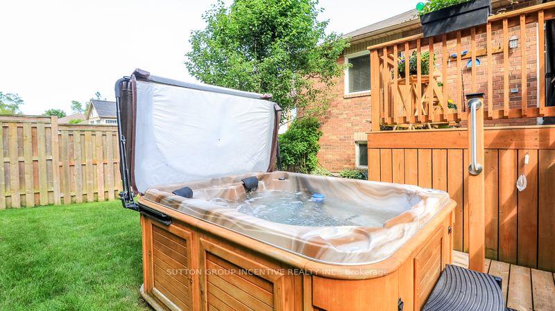 Photo 29 of 16 Cherry Sands Crescent, Wasaga Beach — HOMEH