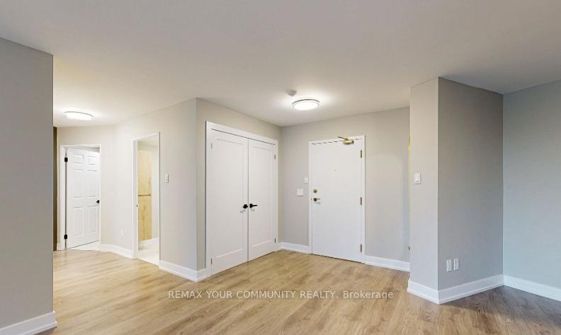 Photo 4 of Unit 218, 7905 Bayview Avenue, Markham, Aileen-Willowbrook — HOMEH