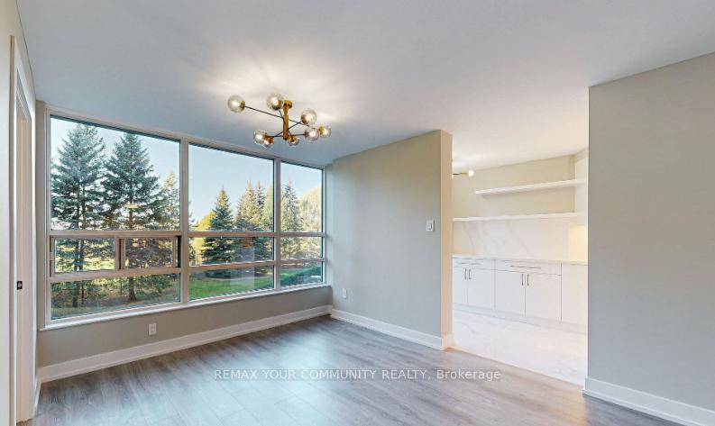 Photo 8 of Unit 218, 7905 Bayview Avenue, Markham, Aileen-Willowbrook — HOMEH