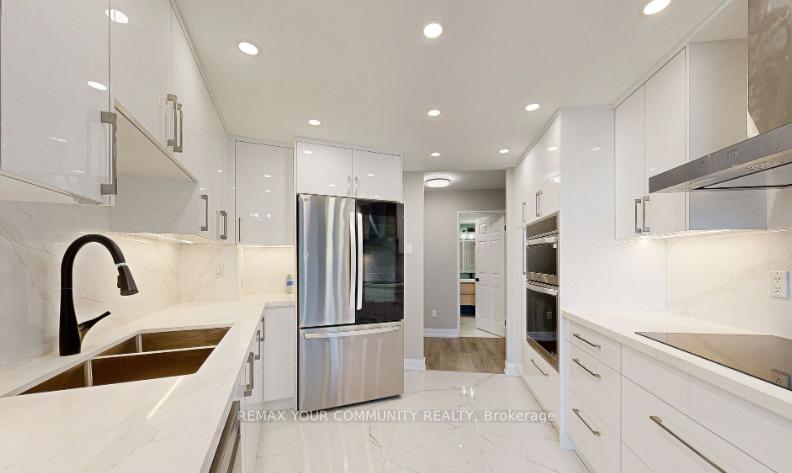 Photo 12 of Unit 218, 7905 Bayview Avenue, Markham, Aileen-Willowbrook — HOMEH