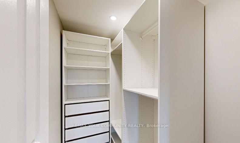 Photo 25 of Unit 218, 7905 Bayview Avenue, Markham, Aileen-Willowbrook — HOMEH