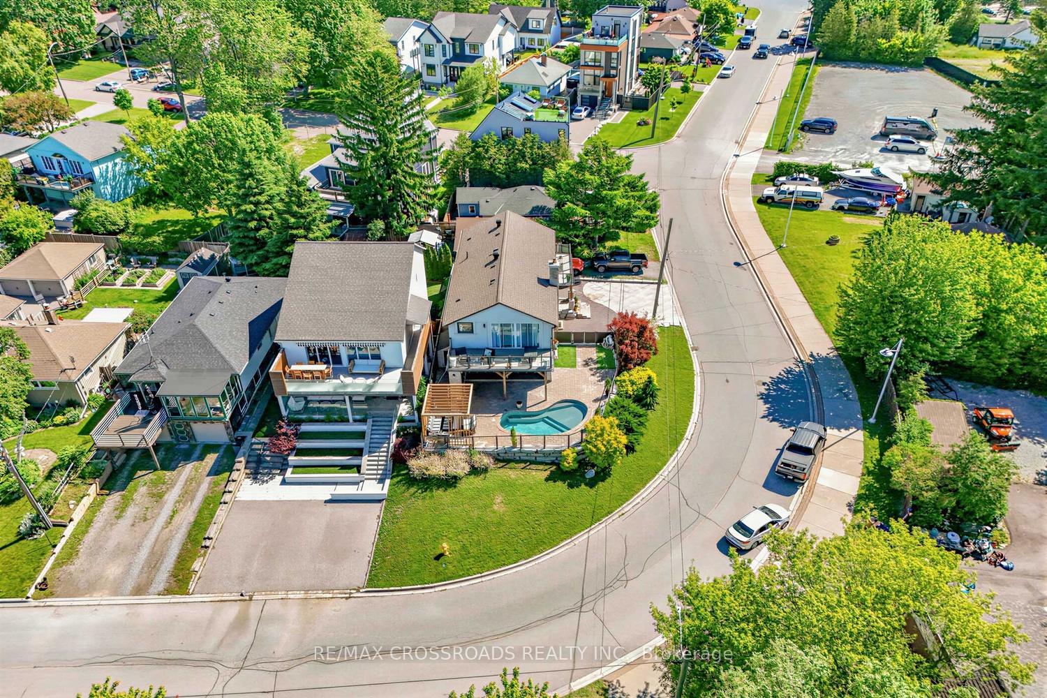 Photo 6 of 661 Front Road, Pickering, Bay Ridges — HOMEH