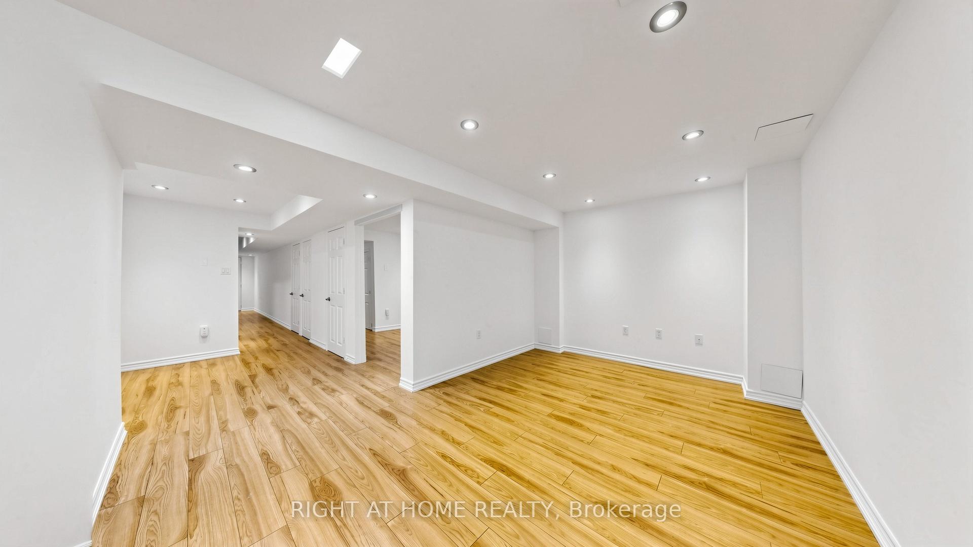 Photo 26 of 80 Barr Crescent, Aurora, Bayview Northeast — HOMEH