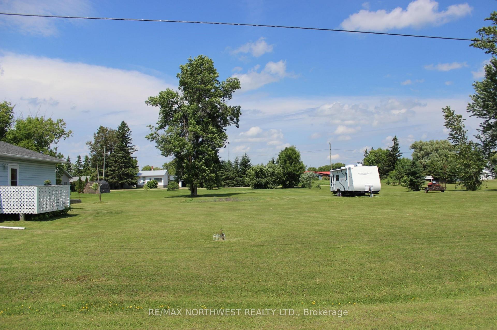 Photo 6 of 705-707 Lorena Street, Rainy River, TB-403 — HOMEH