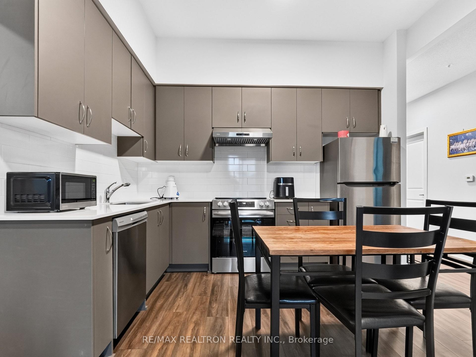 Photo 11 of Unit 109, 385 Artic Red Drive, Oshawa, Windfields — HOMEH