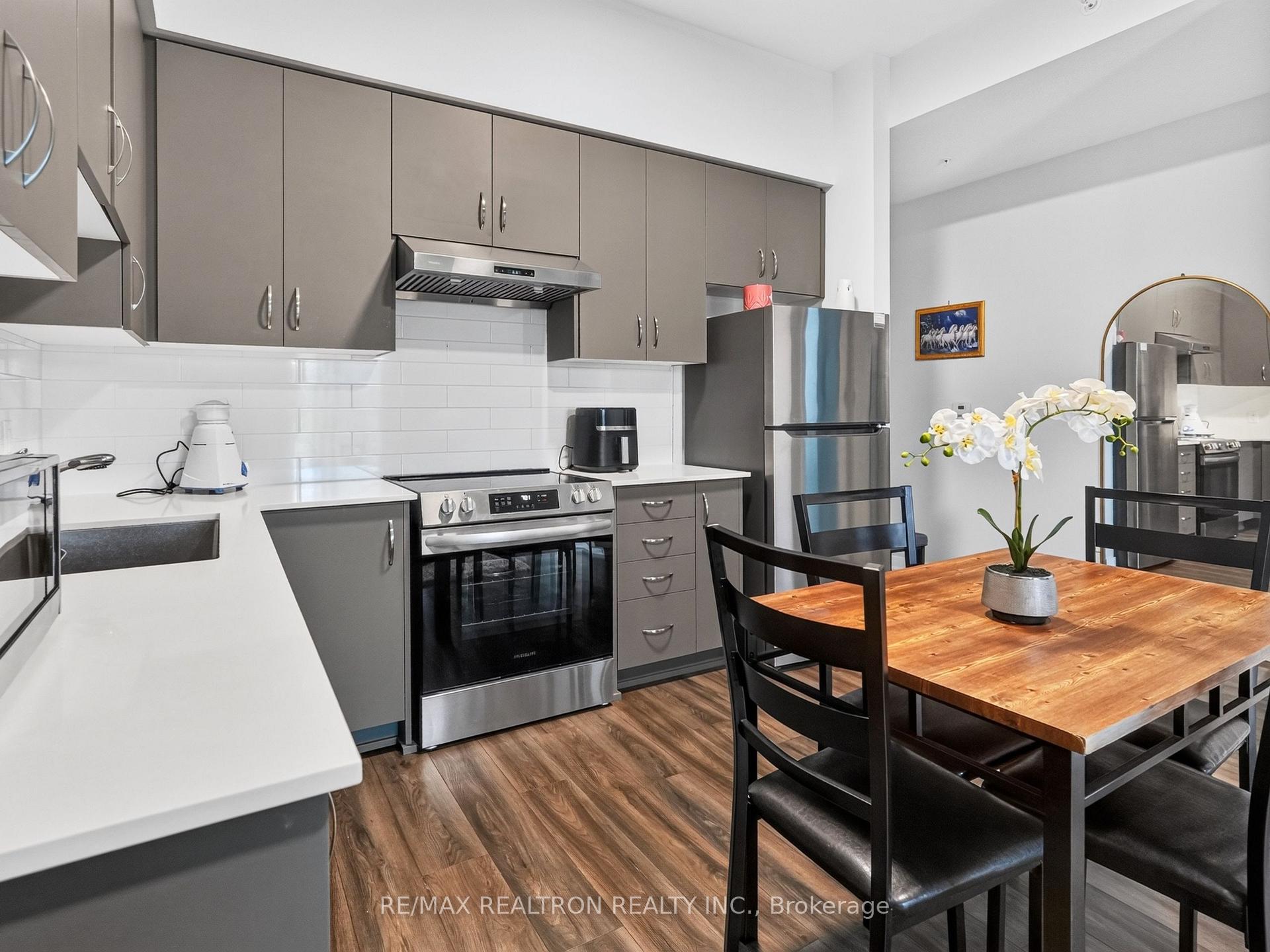 Photo 15 of Unit 109, 385 Artic Red Drive, Oshawa, Windfields — HOMEH
