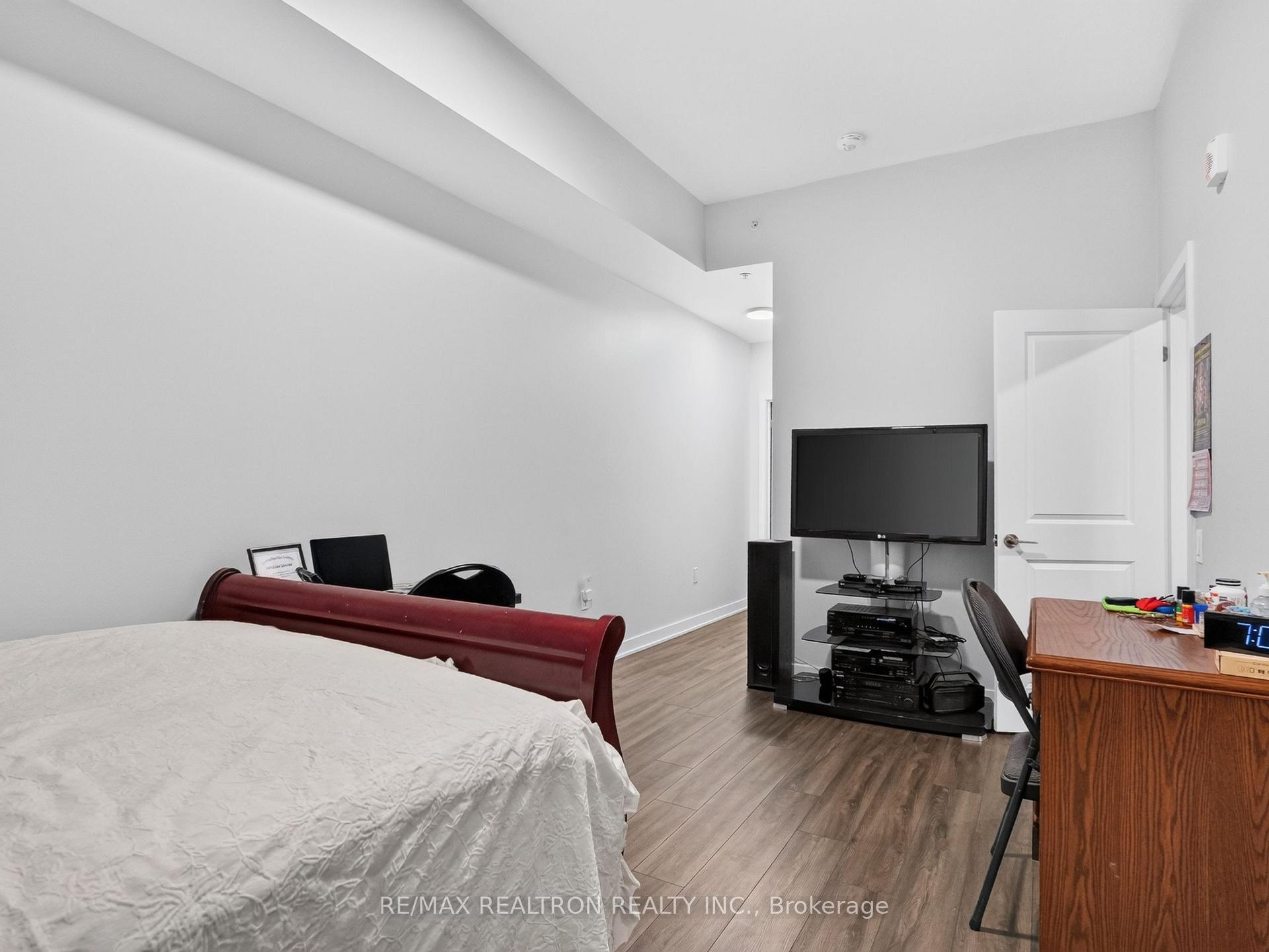 Photo 20 of Unit 109, 385 Artic Red Drive, Oshawa, Windfields — HOMEH