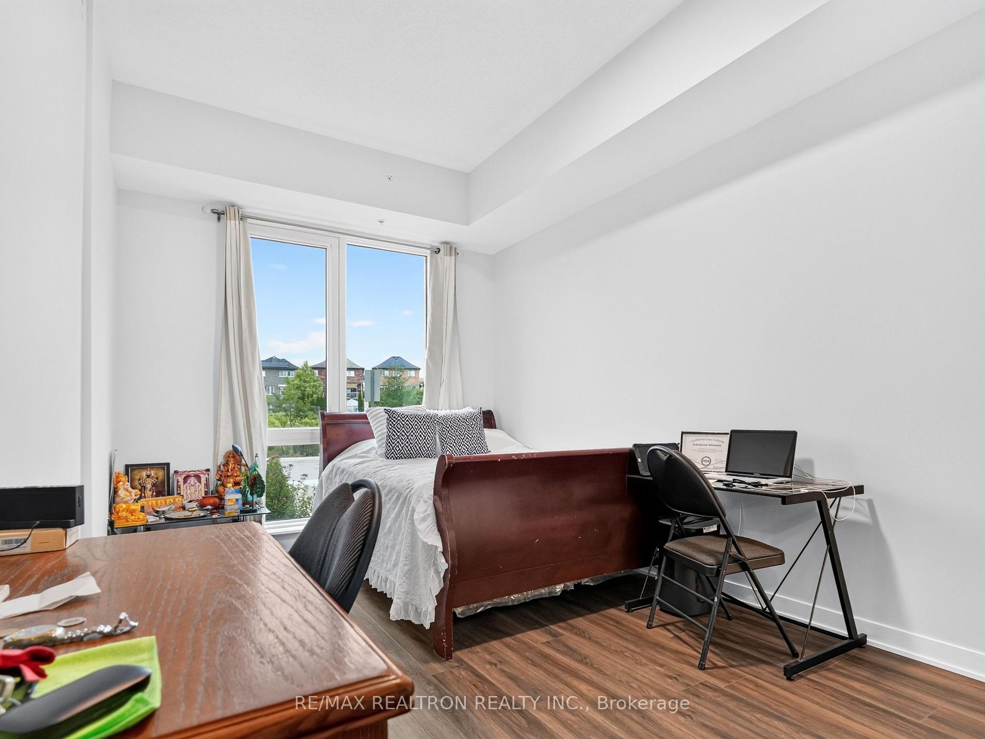 Photo 22 of Unit 109, 385 Artic Red Drive, Oshawa, Windfields — HOMEH