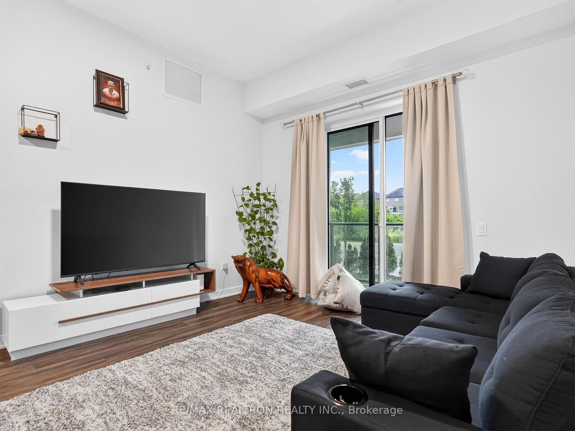 Photo 29 of Unit 109, 385 Artic Red Drive, Oshawa, Windfields — HOMEH