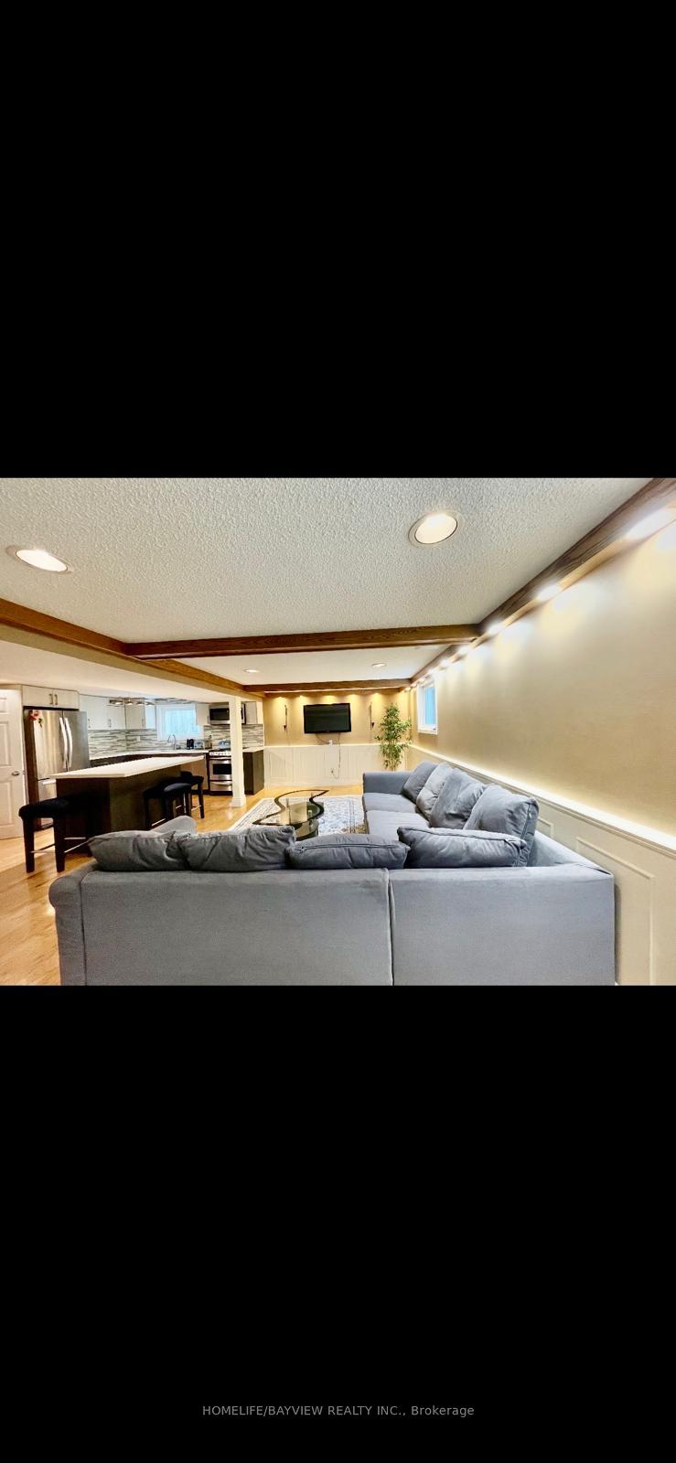 Photo 6 of 32 blue spruce Lane, Markham, Royal Orchard — HOMEH