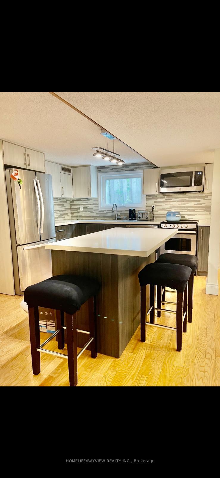 Photo 8 of 32 blue spruce Lane, Markham, Royal Orchard — HOMEH